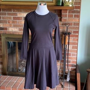 Gap long sleeve skater dress Size M black